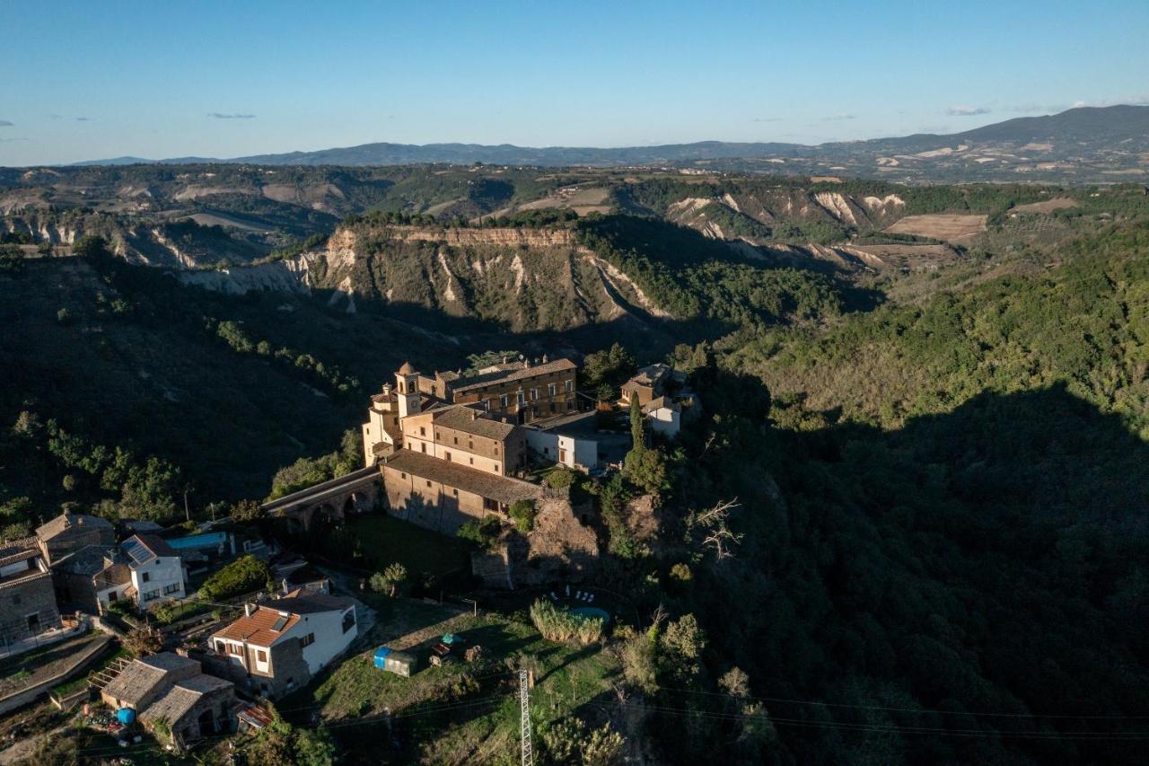 La Corte Del Castello Di San Michele San Michele in Teverina Dış mekan fotoğraf